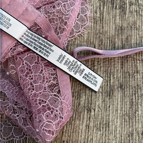 Victoria's Secret Light Pink Lace Bralette Size Small - Picture 4 of 4